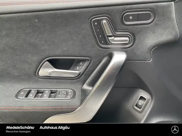 Mercedes-Benz CLA 35 AMG