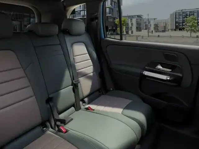 Mercedes-Benz EQB 300