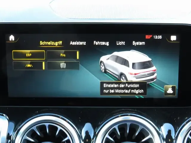 Mercedes-Benz EQB 300