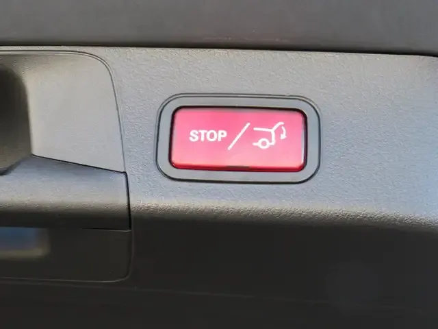 Mercedes-Benz EQB 300