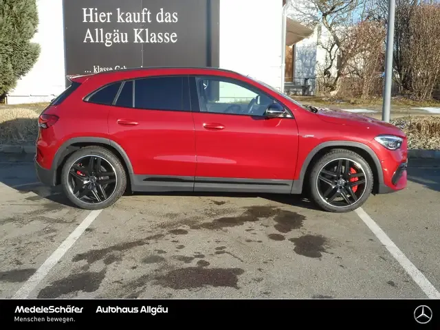 Mercedes-Benz GLA 35 AMG