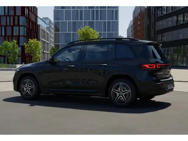 Mercedes-Benz EQB 300