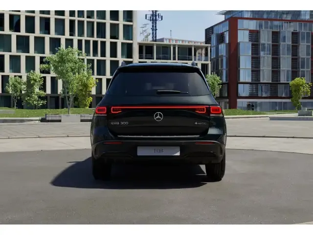 Mercedes-Benz EQB 300