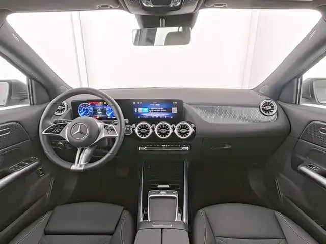 Mercedes-Benz EQA 300