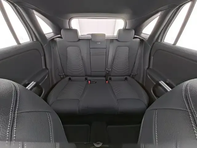 Mercedes-Benz EQA 300