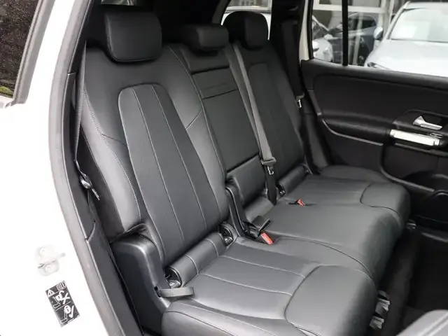 Mercedes-Benz EQB 350