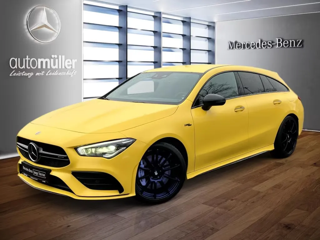 Mercedes-Benz CLA 35 AMG