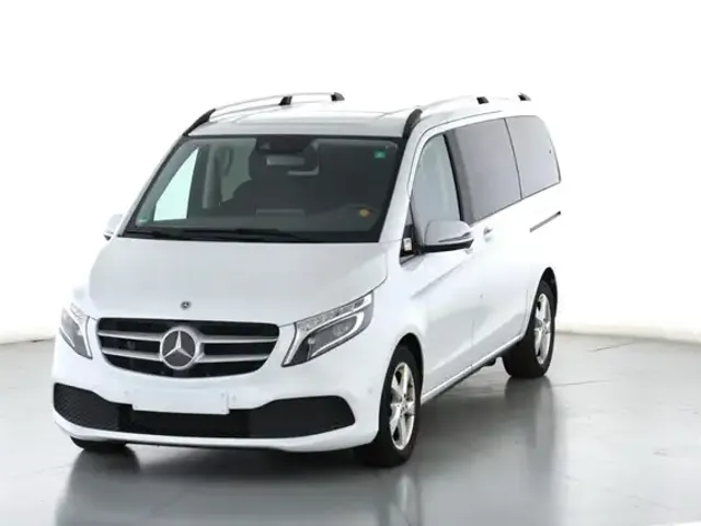 Mercedes-Benz V 220