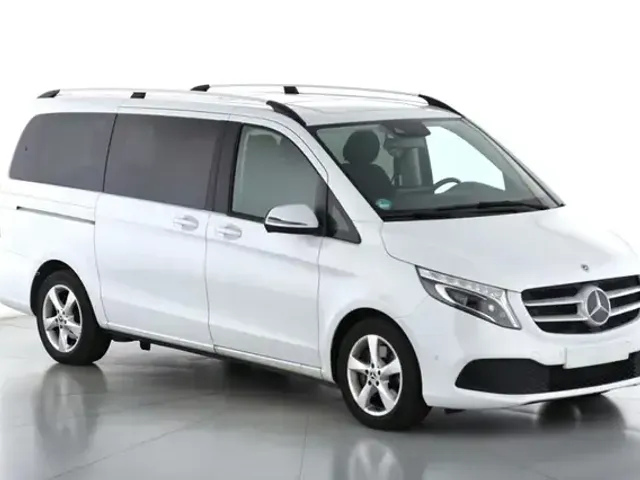 Mercedes-Benz V 220
