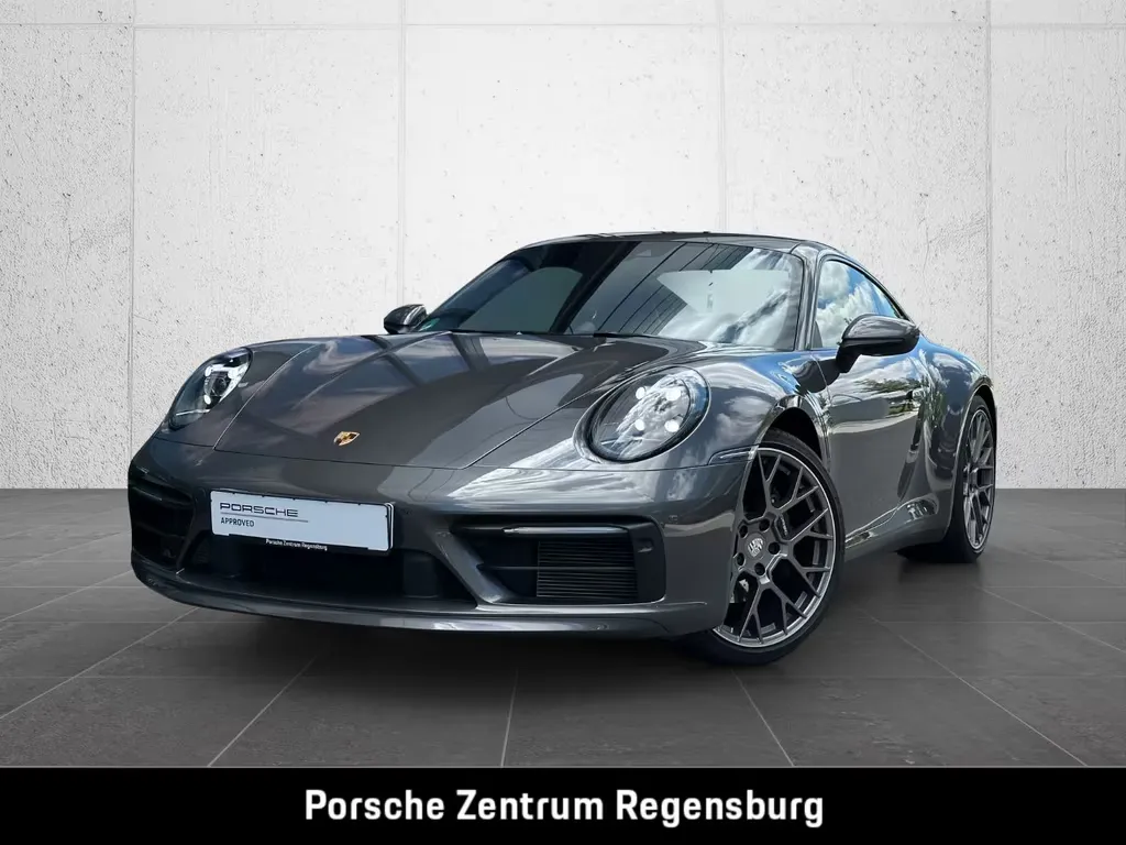 Porsche 992