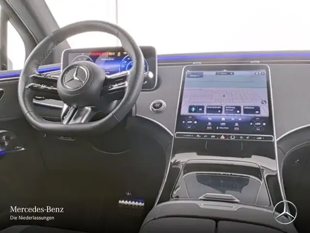 Mercedes-Benz EQE SUV