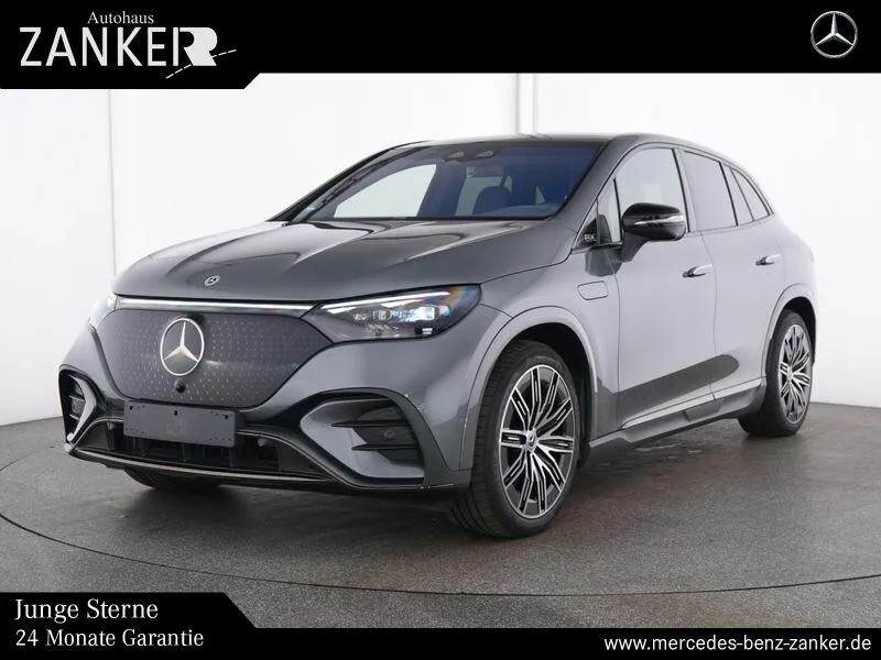 Mercedes-Benz EQE SUV