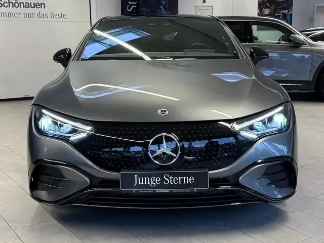 Mercedes-Benz EQE 300