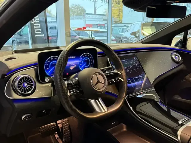 Mercedes-Benz EQE 300