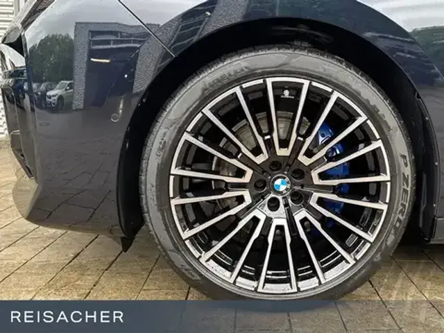 BMW 740