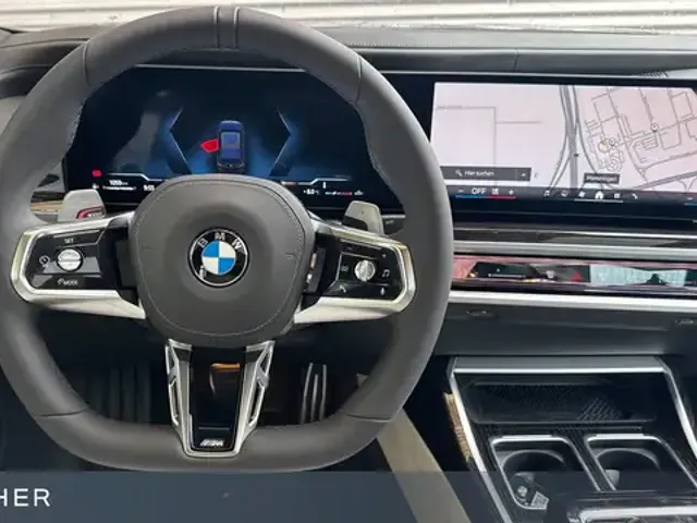 BMW 740