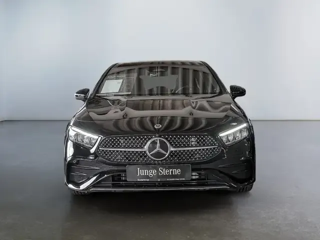Mercedes-Benz A 220