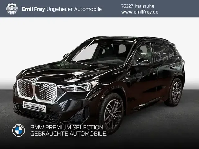 BMW iX1