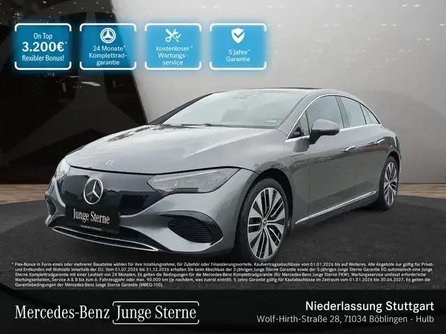 Mercedes-Benz EQE 300