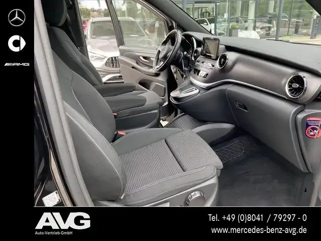 Mercedes-Benz V 250