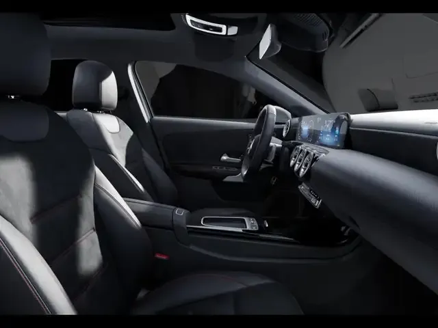 Mercedes-Benz A 220