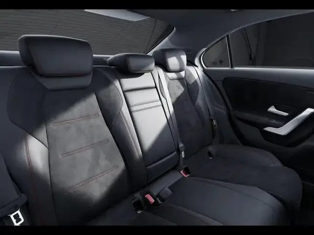 Mercedes-Benz A 220
