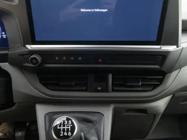 Volkswagen T7 Transporter