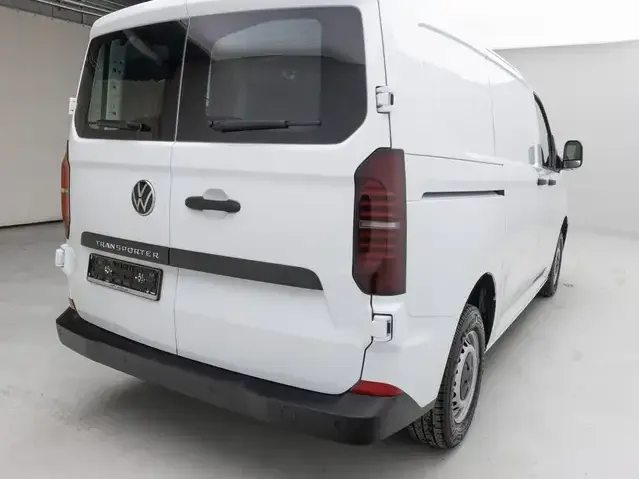 Volkswagen T7 Transporter
