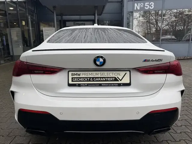 BMW 440