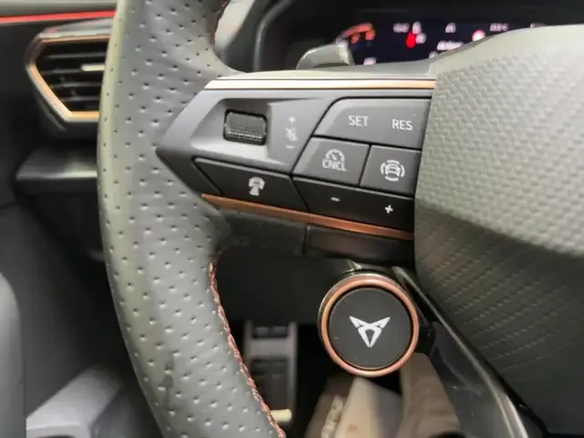 CUPRA Leon