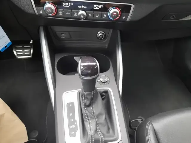 Audi SQ2