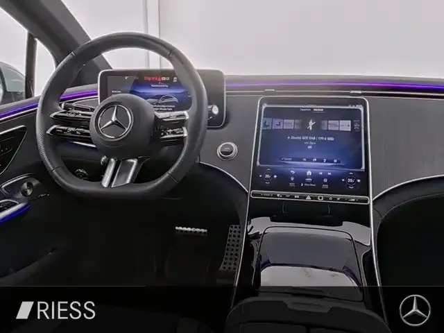 Mercedes-Benz EQE 300