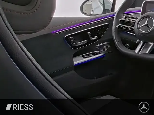 Mercedes-Benz EQE 300