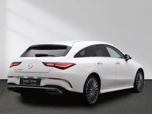 Mercedes-Benz CLA 250