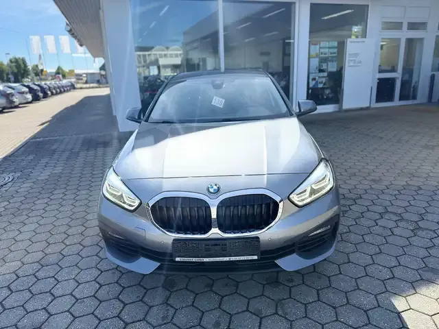 BMW 120