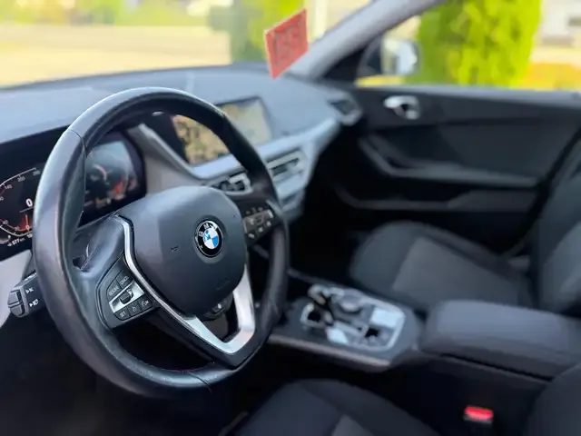 BMW 120