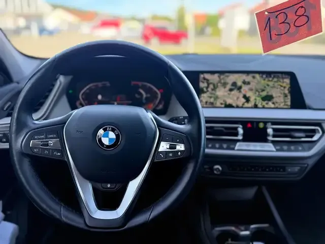 BMW 120