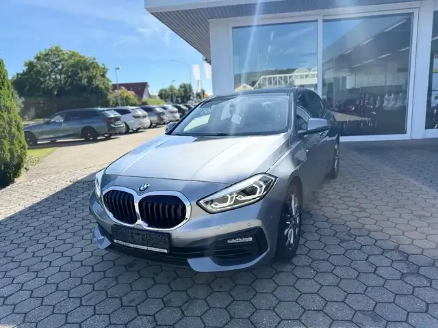 BMW 120