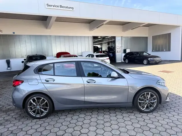 BMW 120