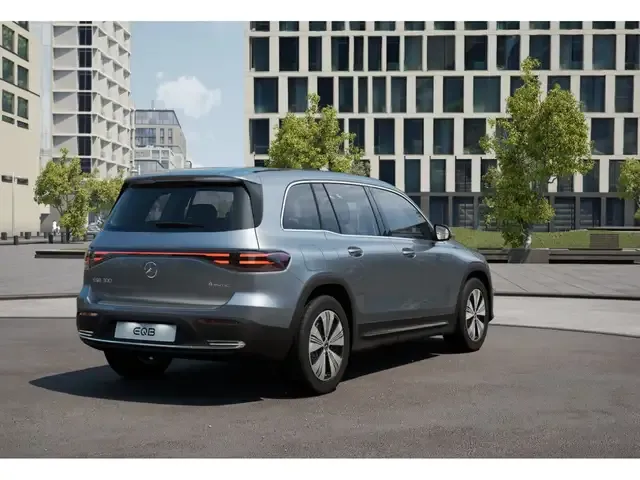Mercedes-Benz EQB 300