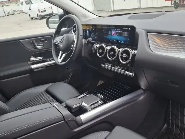 Mercedes-Benz B 250