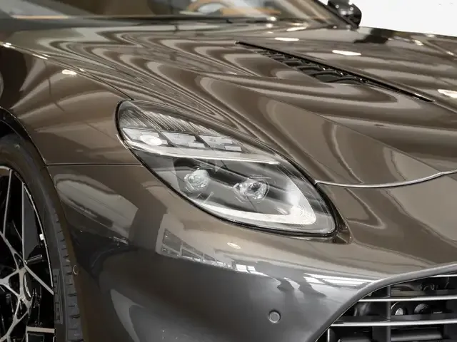 Aston Martin Vanquish
