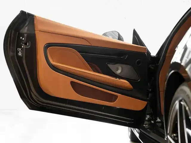 Aston Martin Vanquish