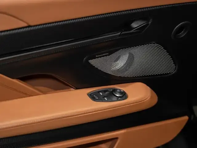 Aston Martin Vanquish