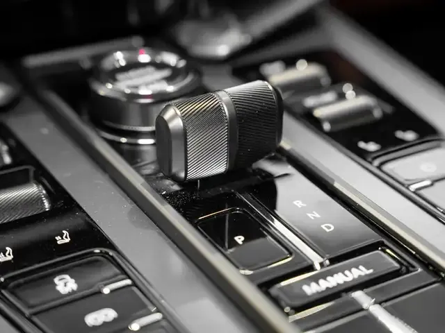 Aston Martin Vanquish