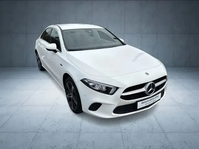 Mercedes-Benz A 250
