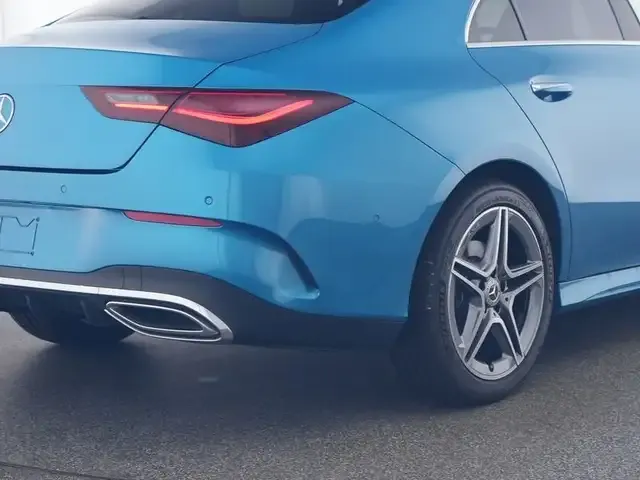 Mercedes-Benz CLA 220