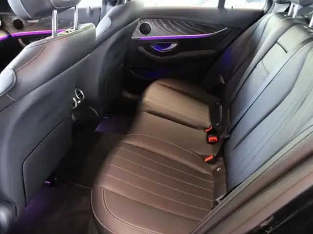 Mercedes-Benz E 400
