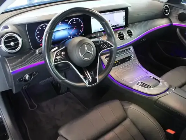 Mercedes-Benz E 400