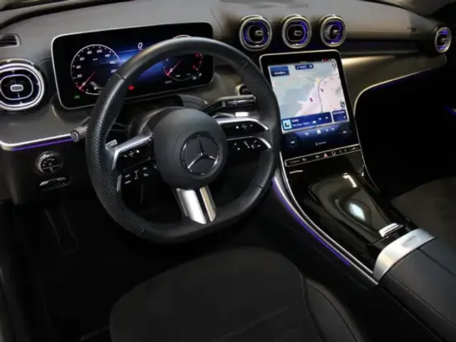 Mercedes-Benz C 220